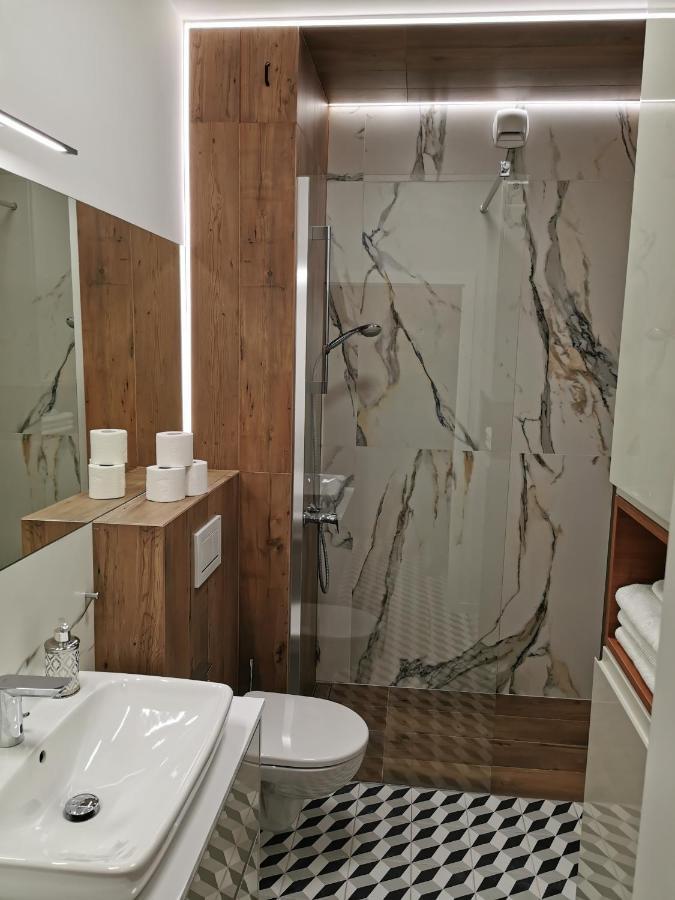 Zajezdnia Wrzeszcz Apartamenty Gdańsk Extérieur photo