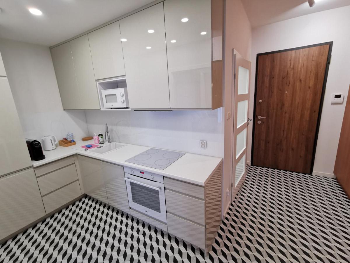Zajezdnia Wrzeszcz Apartamenty Gdańsk Extérieur photo