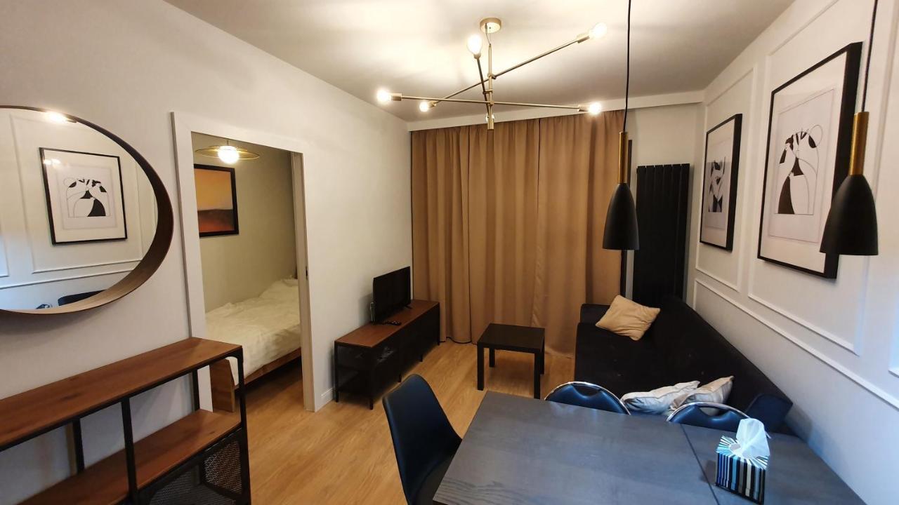 Zajezdnia Wrzeszcz Apartamenty Gdańsk Extérieur photo